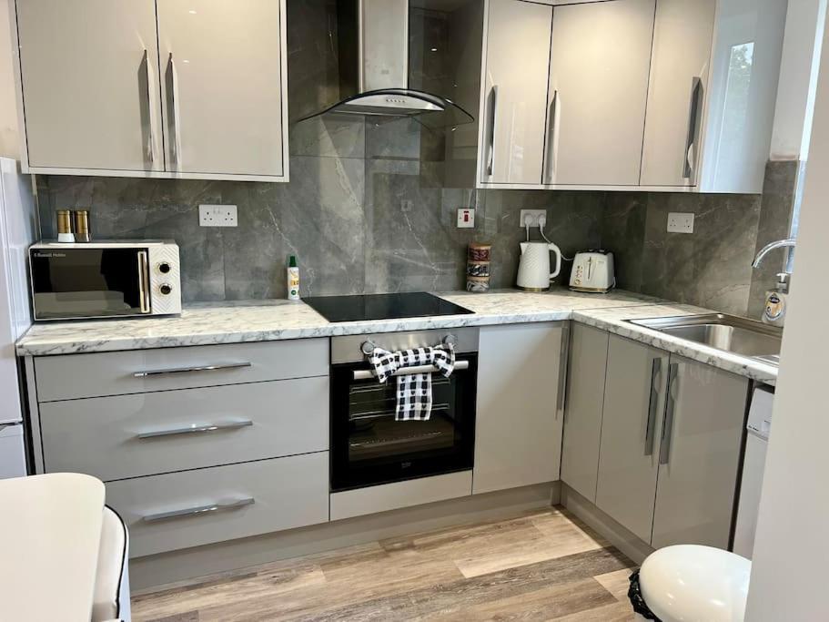 New 2 Bed Preston City Centre Flat - Sleeps 4 Eksteriør bilde